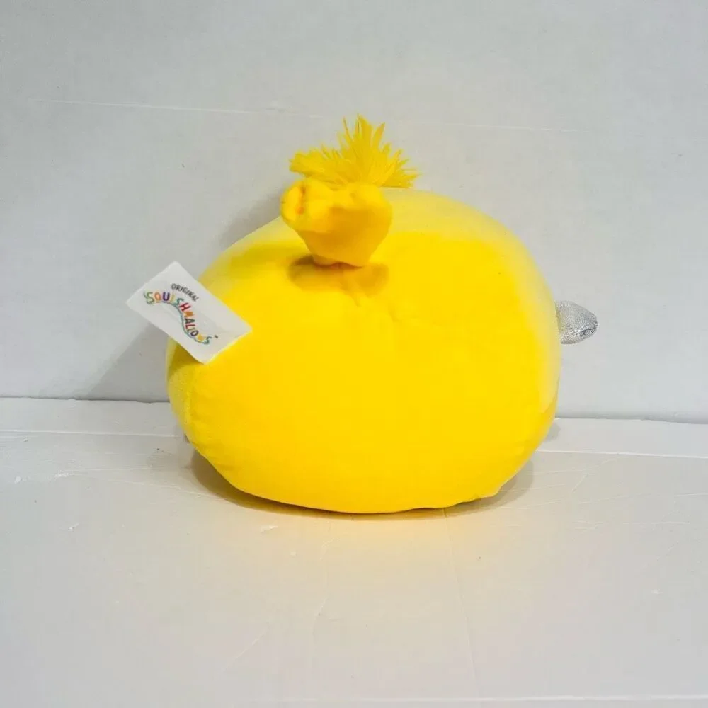 Squishmallows Peanuts Woodstock With Cupids Bow   8”.  EUC